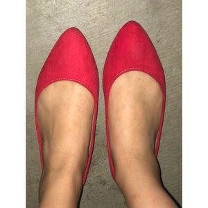 Red Pointy Shoes